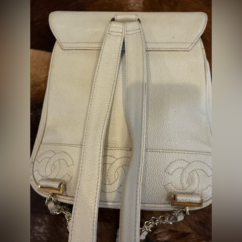Vintage CHANEL Cream Caviar Triple CC Backpack - Picture 8 of 16